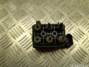 Jeep 15-1524-00332 / 15152400332 GRAND CHEROKEE IV (WK, WK2) 2014 Valve magnétique