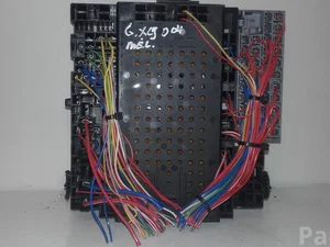 Volvo 30679527 XC90 I 2004 Boîte à fusibles