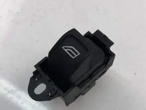 Volvo 30773217 V50 (MW) 2007 Langų pakėlimo mygtukas