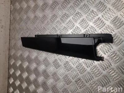 Mercedes-Benz A 206 690 67 00 / A2066906700 C-Class (W206) 2022 Blende C-Säule links - Bild 1