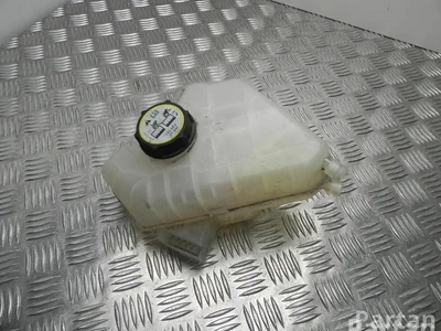 Ford 8V21-8K218B / 8V218K218B FIESTA VI 2015 Vase d'expansion du liquide de refroidissement - Image 1