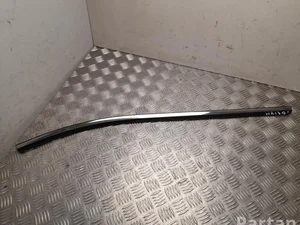 Ssangyong RFL1 Tivoli Grand 2022 Décoration de cadre de verre porte