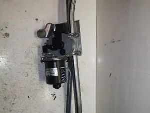 BMW 405.122,7193037 / 405122, 7193037 1 Convertible (E88) 2009 Tringlerie d'essuie-glace