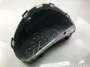 Peugeot 9659364180 PARTNER Box 2008 Tableau de bord