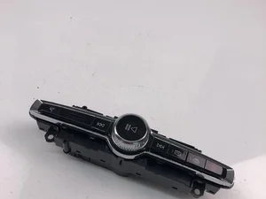 Volvo P31346789 XC90 II 2017 Contrôle / Boutons