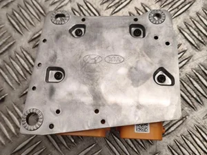 Gebrauchtes Original Hyundai 95910-BF300 / 95910BF300 Kona II 2025 Airbagsteuergerät