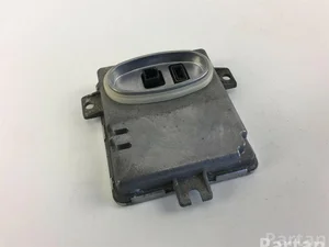 Volvo 626.11.104.99 / 6261110499 V70 III (BW) 2007 unidad de control electrónico del alcance de las luces delanteras