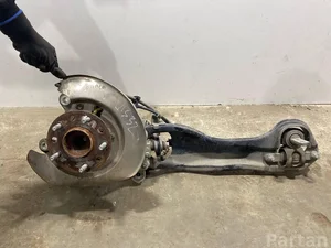 Chrysler 68235367B Pacifica 2017 Logement de roulement de roue Right Rear