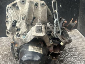 Nissan 320103VA0A, 320101284R NOTE (E12) 2014 Transmission manuelle boite à vitesse 5 rapport