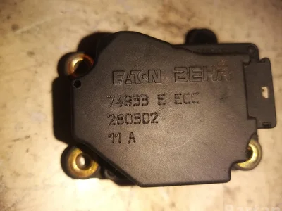 Volvo 74933 XC90 I 2004 Moteur de réglage pour volet de régulation - Image 1