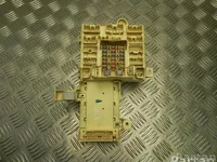 Lexus 909093 IS I (JCE1_, GXE1_) 2000 Boîte à fusibles