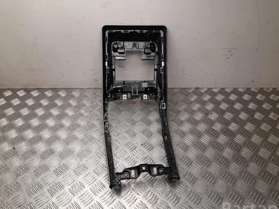 Mercedes-Benz A 206 680 98 01 / A2066809801 C-Class estate (S206) 2022 Cadre - Image 1