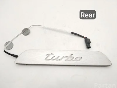 Porsche 970.555.991.02 / 97055599102 PANAMERA (970) 2012 plaque de seuil - panneau de seuil - Image 1