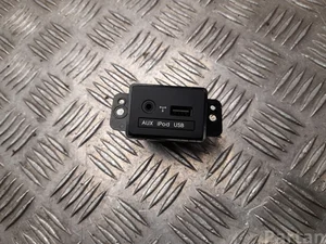 Kia 96190-2P100 / 961902P100 SORENTO II (XM) 2011 Périphérique d'entrée AUX USB