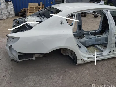 Maserati QUATTROPORTE VI 2014 Quart de corps Right Rear - Image 1