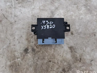 Mercedes-Benz A0009003806 C-CLASS (W205) 2015 Unité de contrôle pour systèmes de stationnement - Image 1