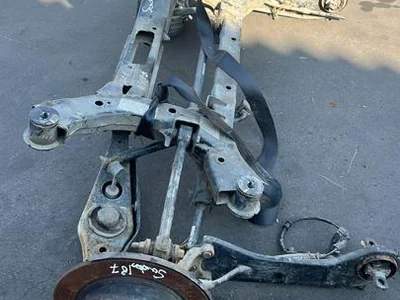 Kia 55405D 7000 / 55405D7000 SPORTAGE (QL) 2016 poutre d'essieu arrière - Image 1