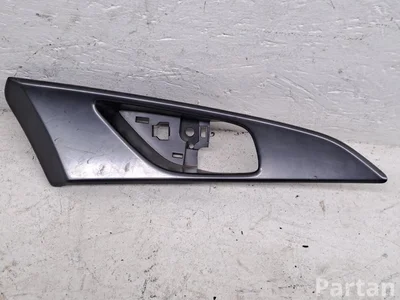 Mazda B61K4281D, B61M428D, B61K68D41, B61M68D41 CX-30 DM 2025 Otras partes interiores - Imagen 1