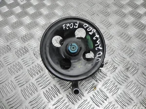 Kia 3B011A8C SORENTO II (XM) 2011 Pompe de la directon assistée