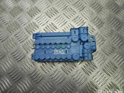 BMW 8387543 X5 (E53) 2004 Boîte à fusibles - Image 1