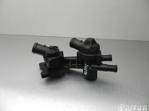 Volkswagen 03C 121 121 C / 03C121121C GOLF V (1K1) 2006 Boîtier du thermostat
