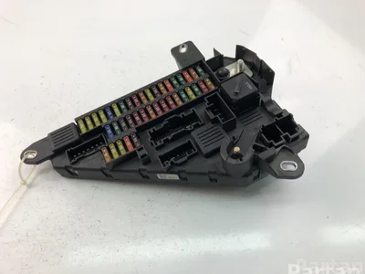 BMW 6906618 5 (E60) 2009 Boîte à fusibles - Image 1