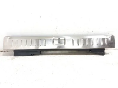 Aston Martin MY83-42626-AC, MY83-42626-A / MY8342626AC, MY8342626A DBX 2021 Cover for lock carrier - Image 1