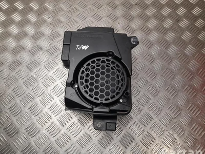 Mazda BDGF 66 96Y / BDGF6696Y CX-30 DM 2022 Subwoofer Left - Image 1