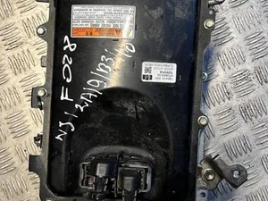 Toyota G9200-47331 / G920047331 C-HR (_X1_) 2022 Onduleur avec convertisseur