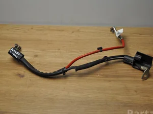 Volkswagen 5Q0971228AC T-Roc (A11/AC7) 2022 Câbles de batterie