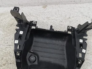 Peugeot 9830140180, 2444389XZD e 208 2021 Tableau de bord et console centrale / Pièces