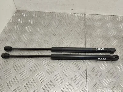 Maserati 670008872 GHIBLI (M157) 2015 Ressort à gaz - Image 1