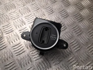 Volkswagen 7P6 905 843 D / 7P6905843D TOUAREG (7P5) 2017 Užvedimo spynelė