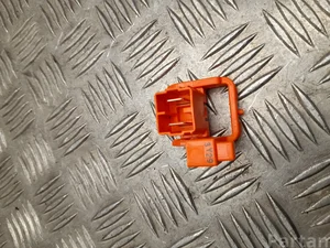 Lexus 3Y29 ES VII XZ10 2024 Fusibles