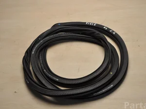 Audi 8Y4833721B A3 hatchback (8YA) 2023 Joint d'étanchéité de porte Left Rear