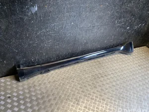 Toyota 75805-60050 / 7580560050 LAND CRUISER (_J15_) 2019 Garniture de seuil 