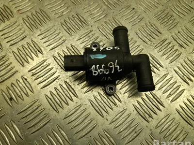 Audi 4H0 121 670 A / 4H0121670A A8 (4H_) 2015 Pompe à eau supplémentaire - Image 1