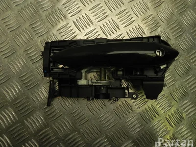 BMW 1717564309 5 Touring (F11) 2011 Serrure de porte Left Front - Image 1