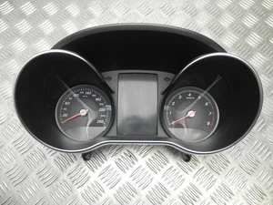 Mercedes-Benz A 205 900 82 29 / A2059008229 C-CLASS T-Model (S205) 2017 Tableau de bord km/h