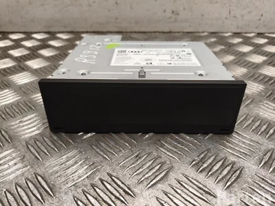 Audi 82A 035 043 K / 82A035043K Q3 (F3B) 2025 Steuergerät Navigationssystem - Bild 1