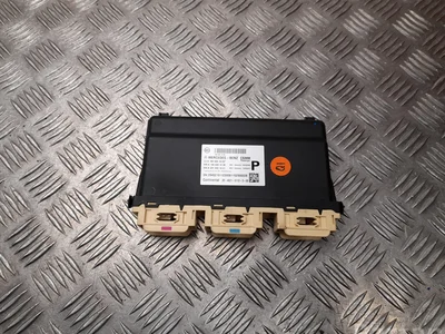 Mercedes-Benz A 166 900 14 03 / A1669001403 M-CLASS (W166) 2013 Unité de commande pour siège Left Front - Image 1