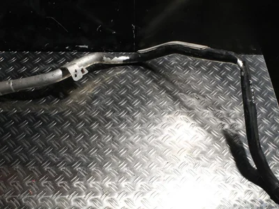 Volvo 8G9N9032GB XC60 2012 Tuyau de remplissage - Image 1