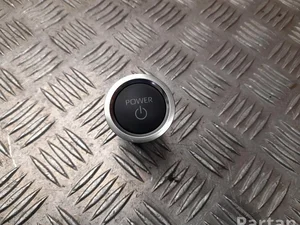 Toyota 15F142, 511244 Yaris Cross XP210 2025 Bouton start-stop