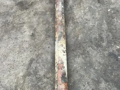 Mercedes-Benz W110 W110 200D 1965 Arbre de transmission longitudinal - Image 1