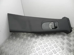 Mercedes-Benz A 117 690 24 00 / A1176902400 CLA Coupe (C117) 2015 Tapisserie voiture right side