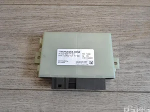 Mercedes-Benz A0009007604, A0009011703, A2C18228000 E-CLASS (W213) 2018 Unidad de control para sistema selectivo de limpieza de gases de escape SCR