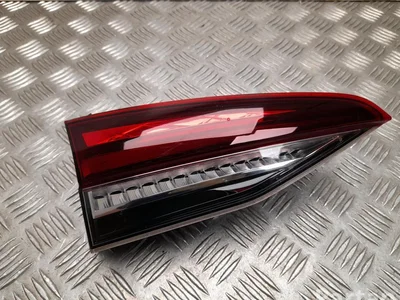 Škoda 5E7 945 307 / 5E7945307 Octavia Mk4 Combi 2023 Feu arrière - Image 1