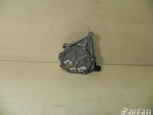 BMW 710336182 2 Coupe (F22, F87) 2014 Pompe à vacuum