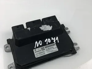 Renault 237105990S; 237102425S / 237105990S, 237102425S CAPTUR (J5_) 2022 Unidad de control del motor