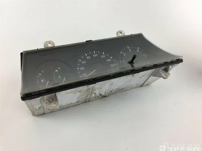 Toyota 83800-26080 / 8380026080 HIACE IV Bus (_H1_, _H2_) 1995 Tableau de bord - Image 1